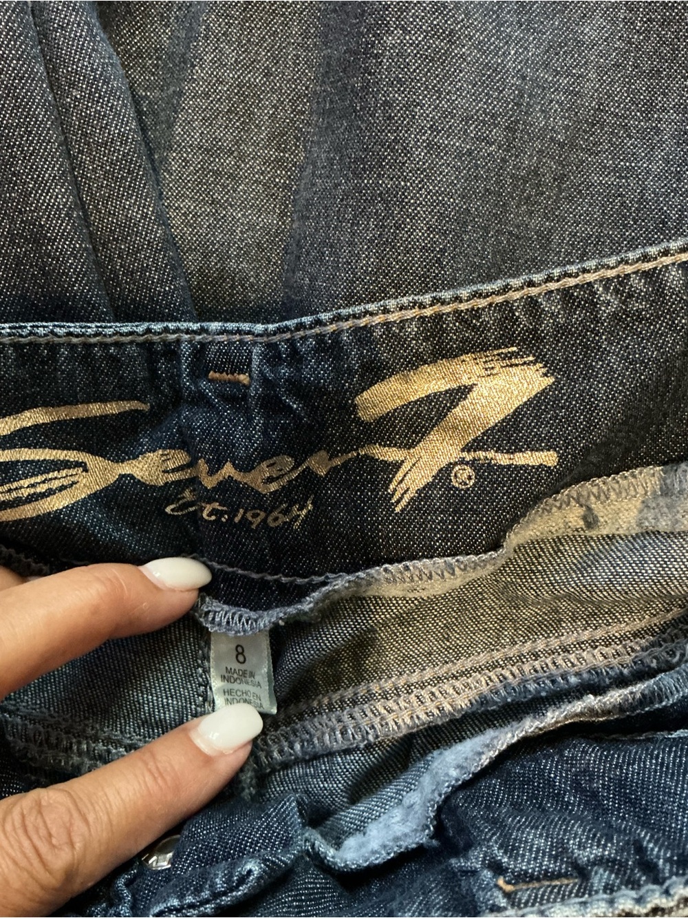 Seven7 Dark Blue Light Tencel Denim Cropped Wide Legged jeans with Gold Logo EUC - Picture 8 of 12